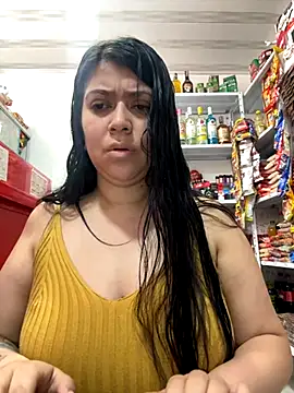 Snapshot of emilyjohanson chatting on October 29, 3:00 pm emilyjohanson online show from October 29, 3:00 pm