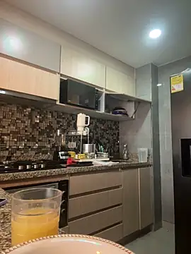 Snapshot of emilyjohanson chatting on February 27, 2:00 pm emilyjohanson online show from February 27, 2:00 pm