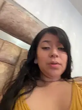 emilyjohanson online show from May 15, 5:00 pm