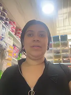 Snapshot of emilyjohanson chatting on February 11, 4:40 pm emilyjohanson online show from February 11, 4:40 pm