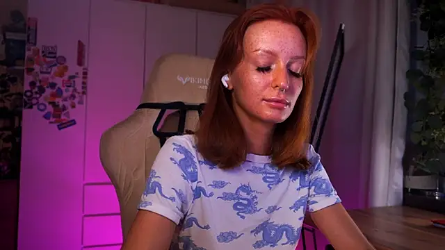Liuba Fox online show from June 19, 7:52 pm