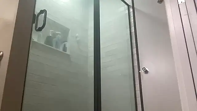 Snapshot of bryanerix chatting on September 29, 10:15 pm bryanerix online show from September 29, 10:15 pm