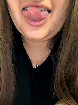 Snapshot of Jane_BBW chatting on October 29, 3:22 pm Jane BBW online show from October 29, 3:22 pm