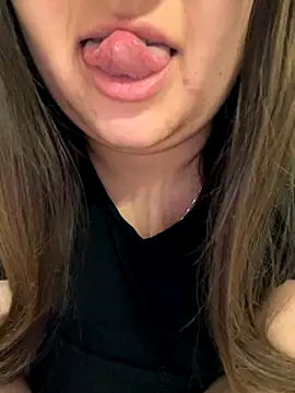 Snapshot of Jane_BBW chatting on November 23, 7:18 am Jane BBW online show from November 23, 7:18 am