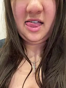 Snapshot of Jane_BBW chatting on July 1, 9:26 pm Jane BBW online show from July 1, 9:26 pm