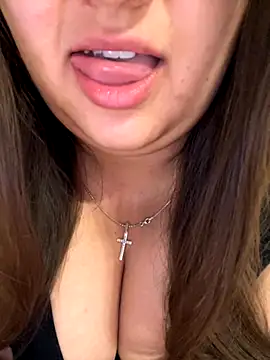 Snapshot of Jane_BBW chatting on November 14, 4:05 am Jane BBW online show from November 14, 4:05 am