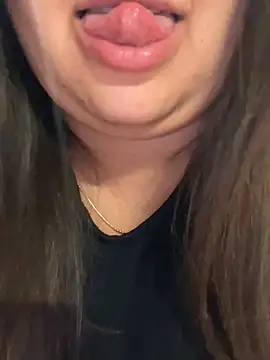 Snapshot of Jane_BBW chatting on June 21, 11:43 pm Jane BBW online show from June 21, 11:43 pm