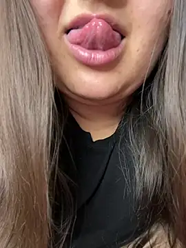 Snapshot of Jane_BBW chatting on March 8, 3:24 pm Jane BBW online show from March 8, 3:24 pm