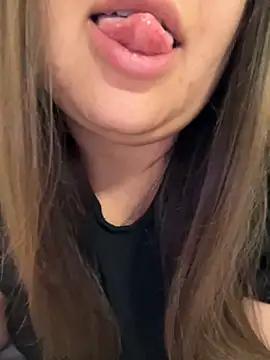 Snapshot of Jane_BBW chatting on September 25, 9:15 am Jane BBW online show from September 25, 9:15 am