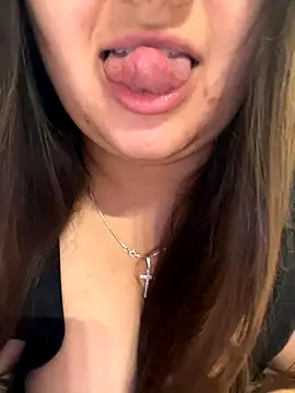 Snapshot of Jane_BBW chatting on December 3, 1:50 am Jane BBW online show from December 3, 1:50 am