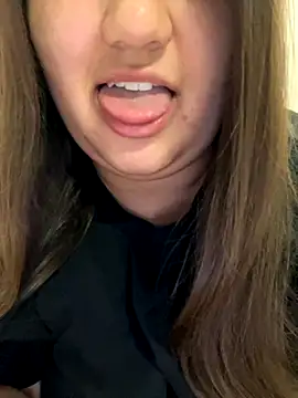 Snapshot of Jane_BBW chatting on November 21, 1:32 pm Jane BBW online show from November 21, 1:32 pm