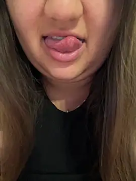 Snapshot of Jane_BBW chatting on June 8, 10:38 am Jane BBW online show from June 8, 10:38 am