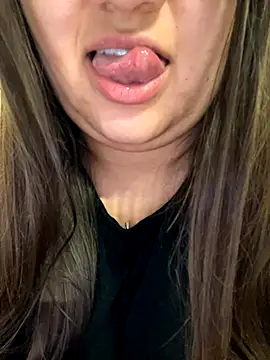 Snapshot of Jane_BBW chatting on November 3, 2:39 am Jane BBW online show from November 3, 2:39 am