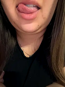 Snapshot of Jane_BBW chatting on November 20, 5:30 am Jane BBW online show from November 20, 5:30 am