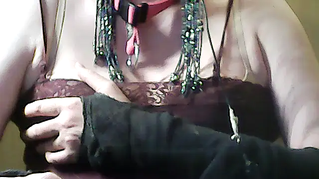 sissy sarah69 online show from November 30, 3:35 pm