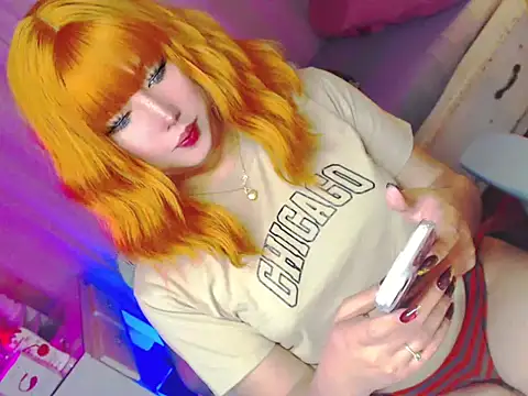 HOTnWILDalice online show from April 24, 3:08 am
