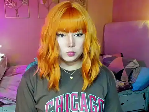 HOTnWILDalice online show from October 3, 4:14 am