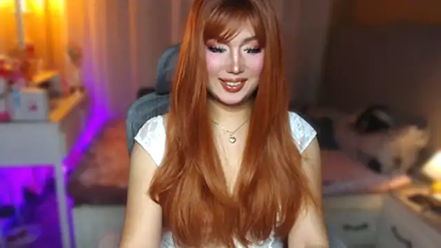HOTnWILDalice online show from June 26, 2:39 am