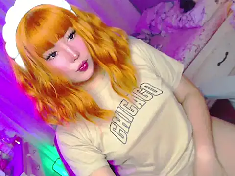 HOTnWILDalice online show from June 4, 2:05 am