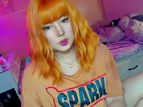 HOTnWILDalice online show from November 19, 9:42 am