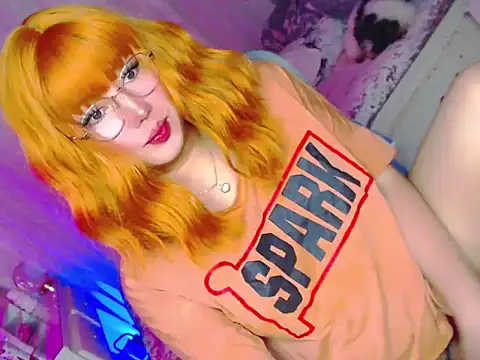 HOTnWILDalice online show from May 28, 11:54 pm