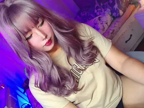 HOTnWILDalice online show from May 28, 2:19 am