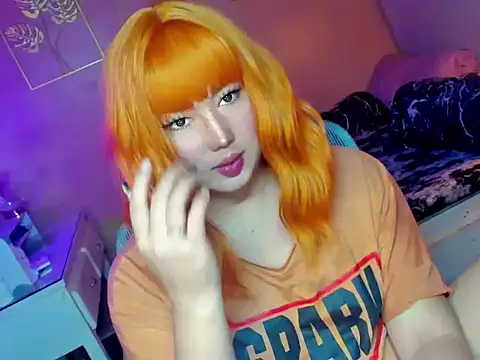 HOTnWILDalice online show from December 2, 2:34 am