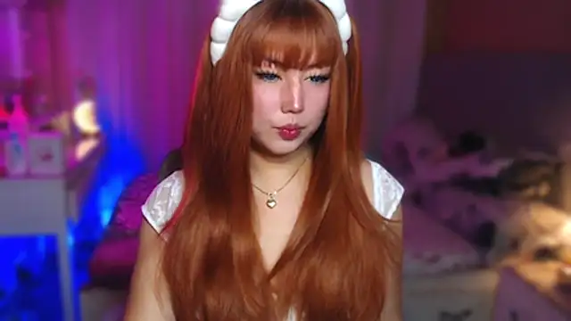 HOTnWILDalice online show from June 25, 4:10 am