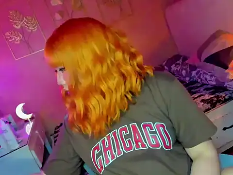 HOTnWILDalice online show from November 27, 2:12 am