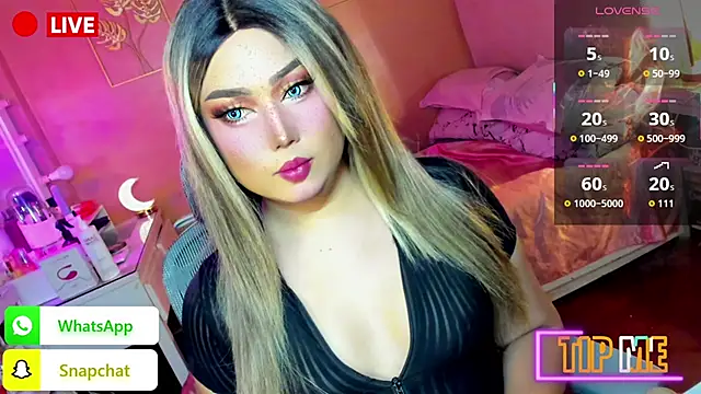 HOTnWILDalice online show from October 30, 1:26 am