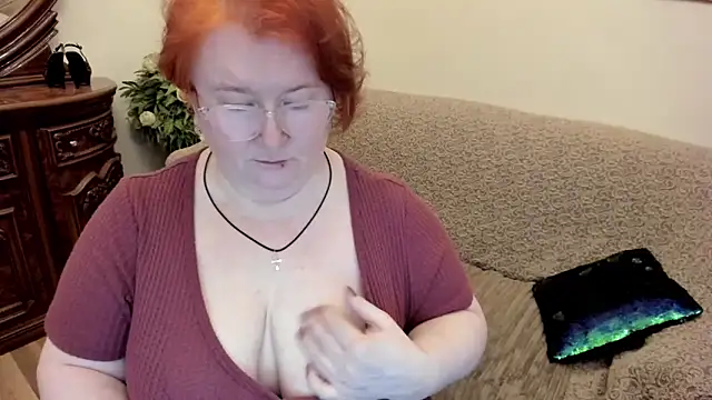 Snapshot of leiamillersonn chatting on May 13, 5:53 pm leiamillersonn online show from May 13, 5:53 pm