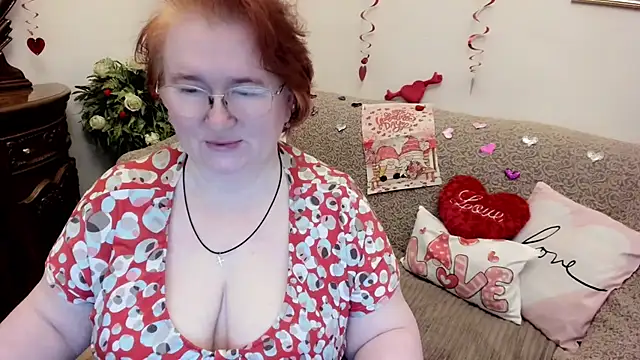 leiamillersonn online show from February 13, 4:01 am