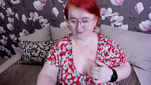 leiamillersonn online show from February 26, 5:13 am