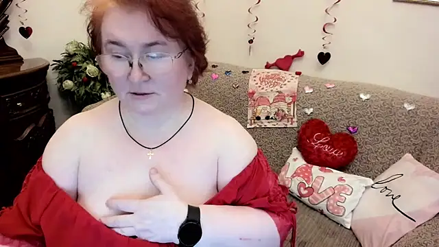 leiamillersonn online show from February 11, 6:30 pm