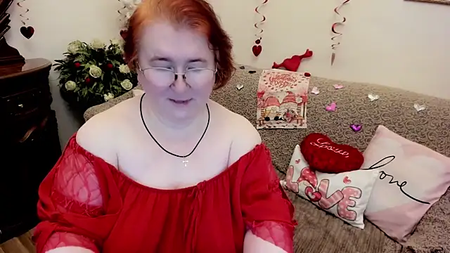 leiamillersonn online show from February 12, 6:35 am