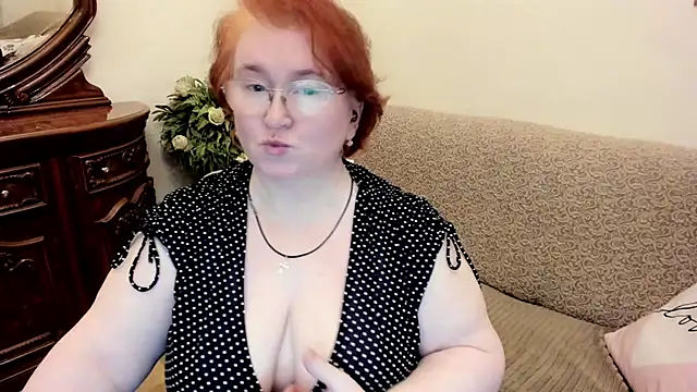 leiamillersonn online show from February 16, 6:17 pm