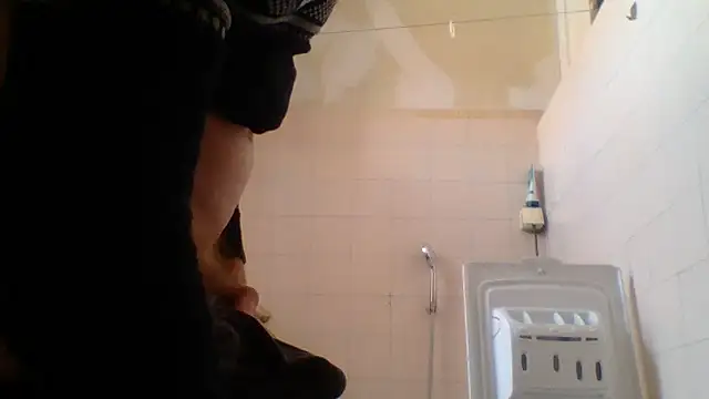 8inmanskny online show from April 5, 10:33 am