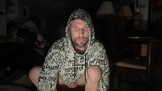 Snapshot of FckbbOy chatting on December 15, 8:58 pm FckbbOy online show from December 15, 8:58 pm