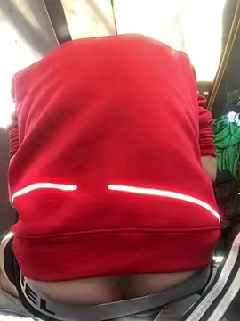 Snapshot of FckbbOy chatting on October 29, 5:01 pm FckbbOy online show from October 29, 5:01 pm