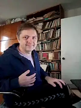 Pokaz2020 online show from April 18, 8:16 am