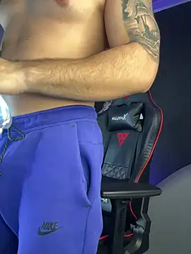 Dimitri Colleman online show from December 2, 9:27 pm