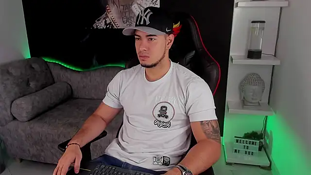 Dimitri Colleman online show from January 19, 6:00 pm