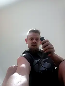 Snapshot of Skody31 chatting on December 15, 8:53 am Skody31 online show from December 15, 8:53 am