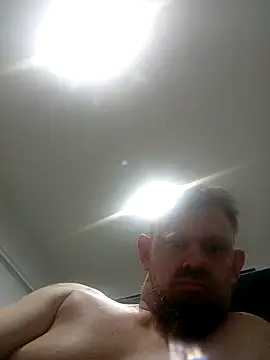 Snapshot of Skody31 chatting on November 26, 4:23 am Skody31 online show from November 26, 4:23 am