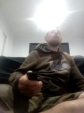 Snapshot of Skody31 chatting on November 10, 4:12 pm Skody31 online show from November 10, 4:12 pm