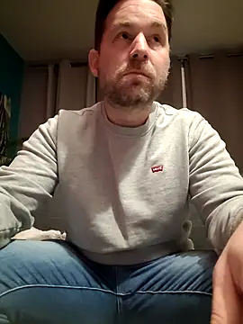 Snapshot of tom_sauwer chatting on September 23, 8:49 pm tom sauwer online show from September 23, 8:49 pm