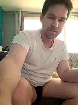 Snapshot of tom_sauwer chatting on March 18, 7:11 am tom sauwer online show from March 18, 7:11 am
