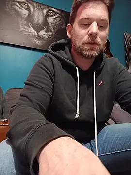 tom sauwer online show from June 9, 9:38 pm