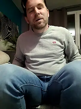 tom sauwer online show from October 27, 10:11 pm