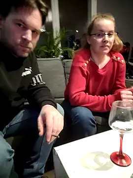 Snapshot of tom_sauwer chatting on March 15, 7:05 pm tom sauwer online show from March 15, 7:05 pm